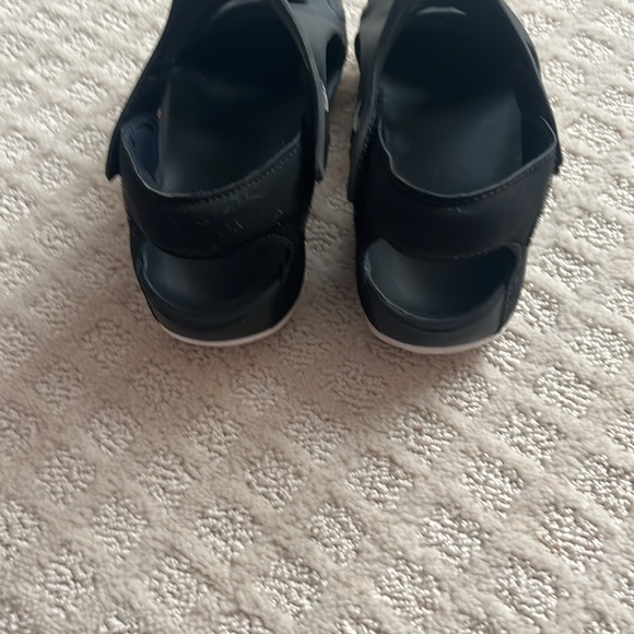 Nike Sandals - Picture 3 of 7